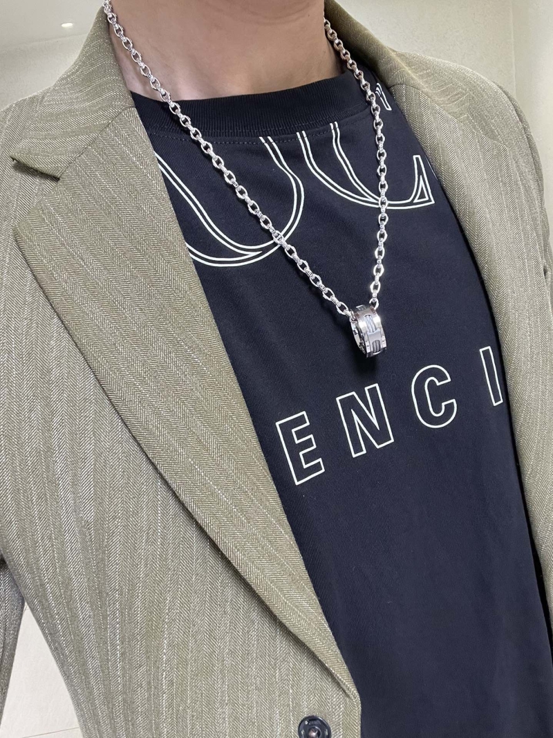 Gucci Necklaces